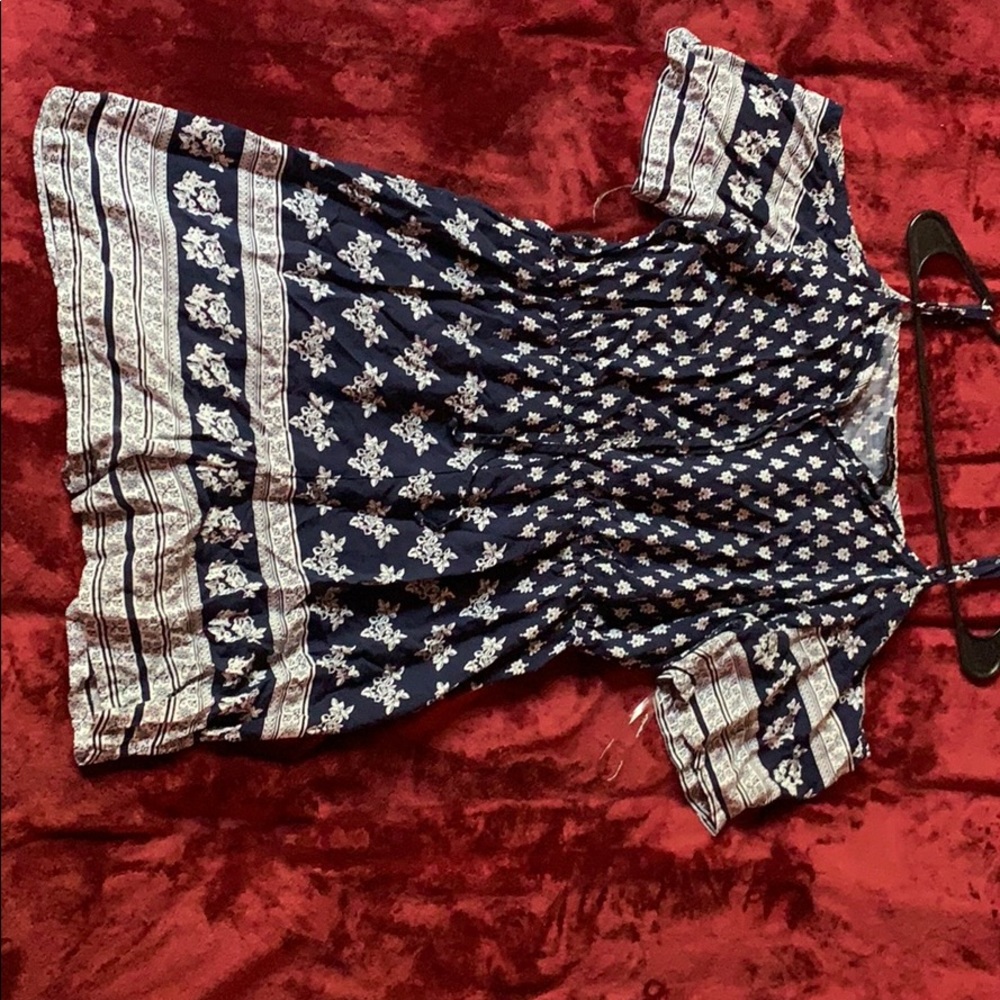 2 rompers